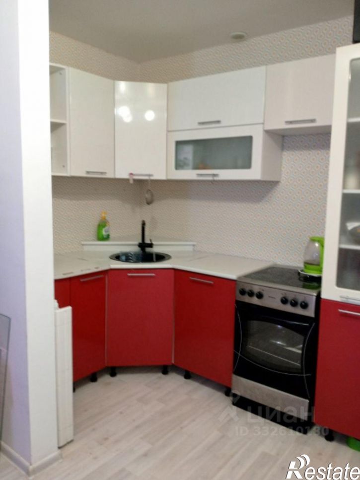 1-комн квартира ул Лазурная, 32,  д. 32