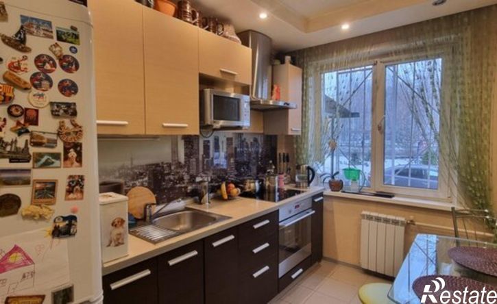 3-комн квартира ул Петухова, 122,  д. 122