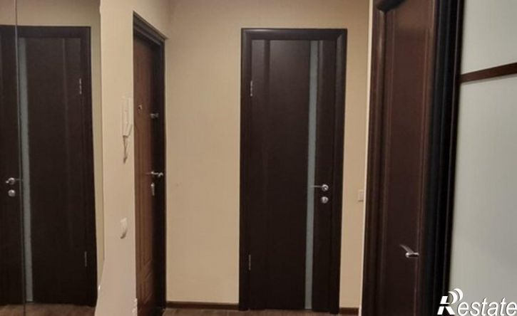 3-комн квартира ул Петухова, 122,  д. 122