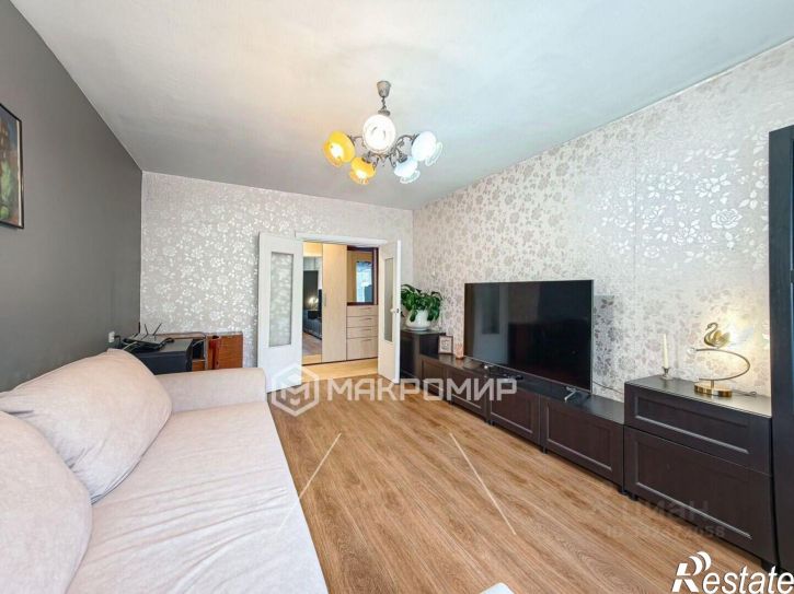 3-комн квартира ул Курчатова, 3,  д. 3
