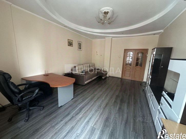 2-комн квартира ул Галущака, 1,  д. 1