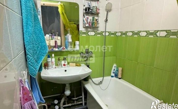 4-комн квартира ул Молодости, 3,  д. 3