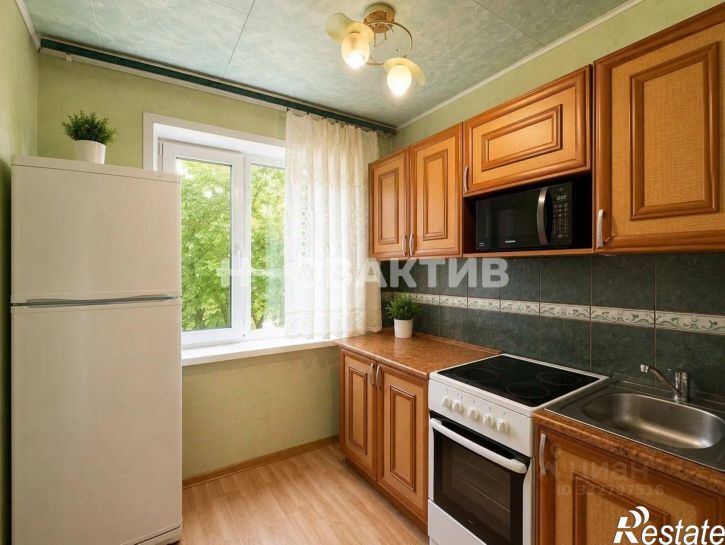 2-комн квартира ул Ленинградская, 143,  д. 143