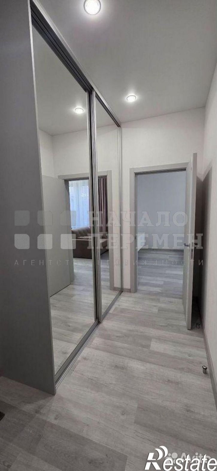 3-комн квартира Райсовета пл, 14