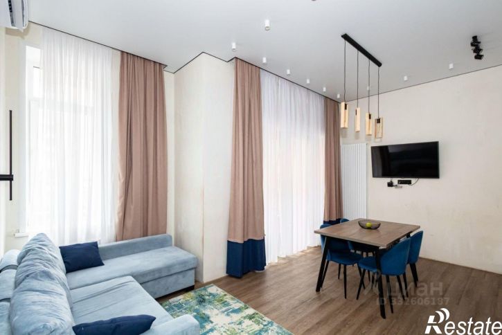3-комн квартира Красный пр-кт, 323/9,  д. 323/9