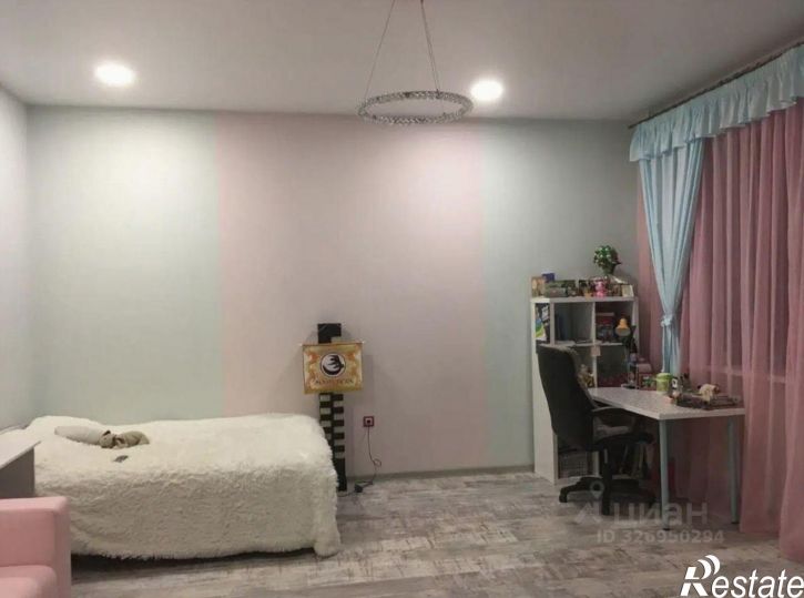 3-комн квартира б-р Молодежи, 38,  д. 38