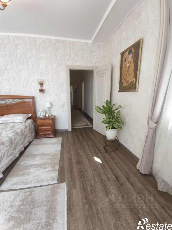 3-комн квартира Красный пр-кт, 82/1,  д. 82/1