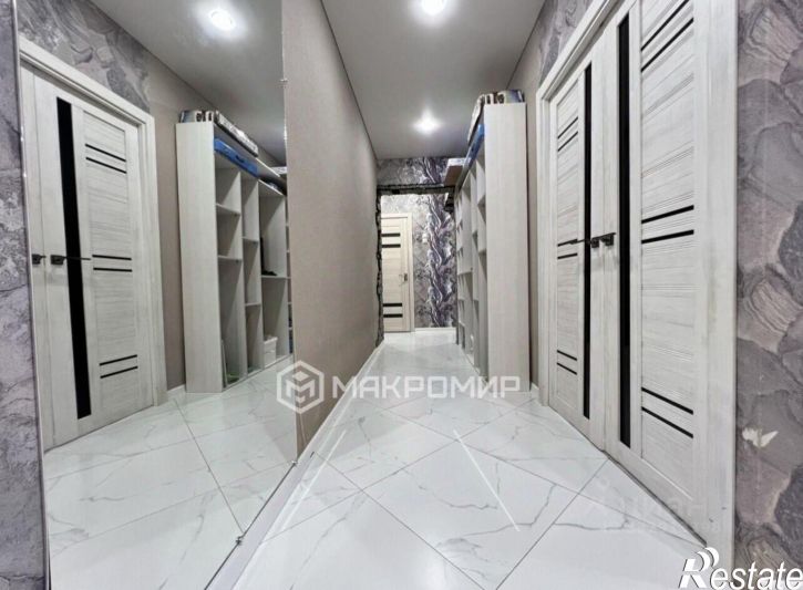 3-комн квартира ул Гребенщикова, 12,  д. 12