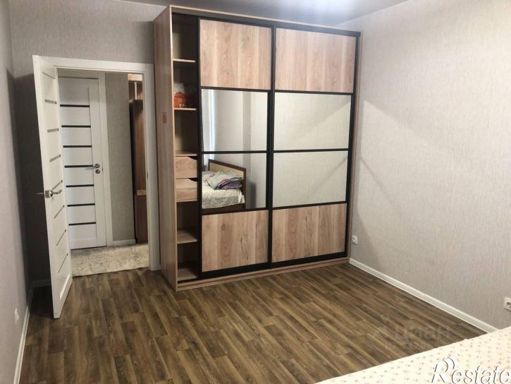 3-комн квартира ул Тайгинская, 37,  д. 37