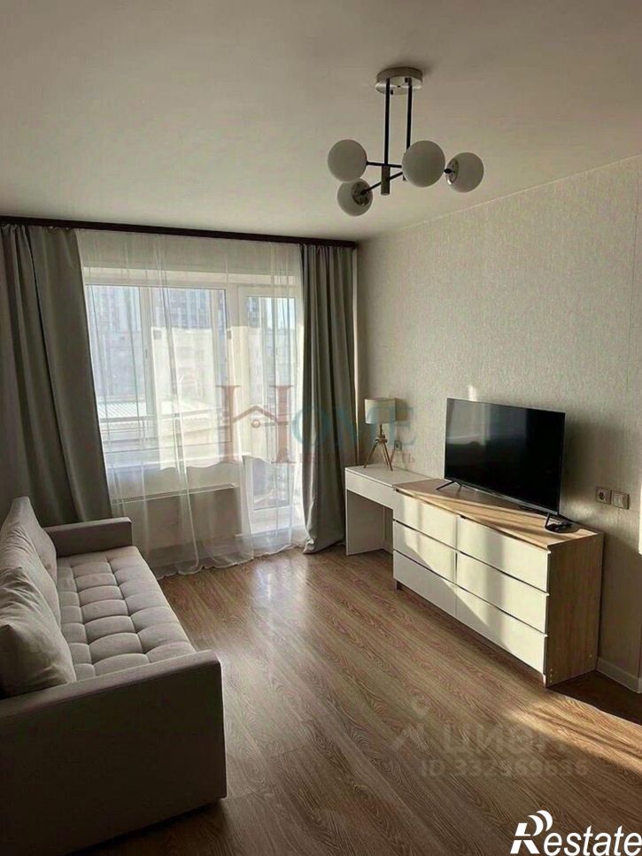 1-комн квартира ул Есенина, 31/1,  д. 31/1