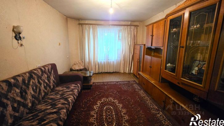 3-комн квартира ул Выборная, 122,  д. 122
