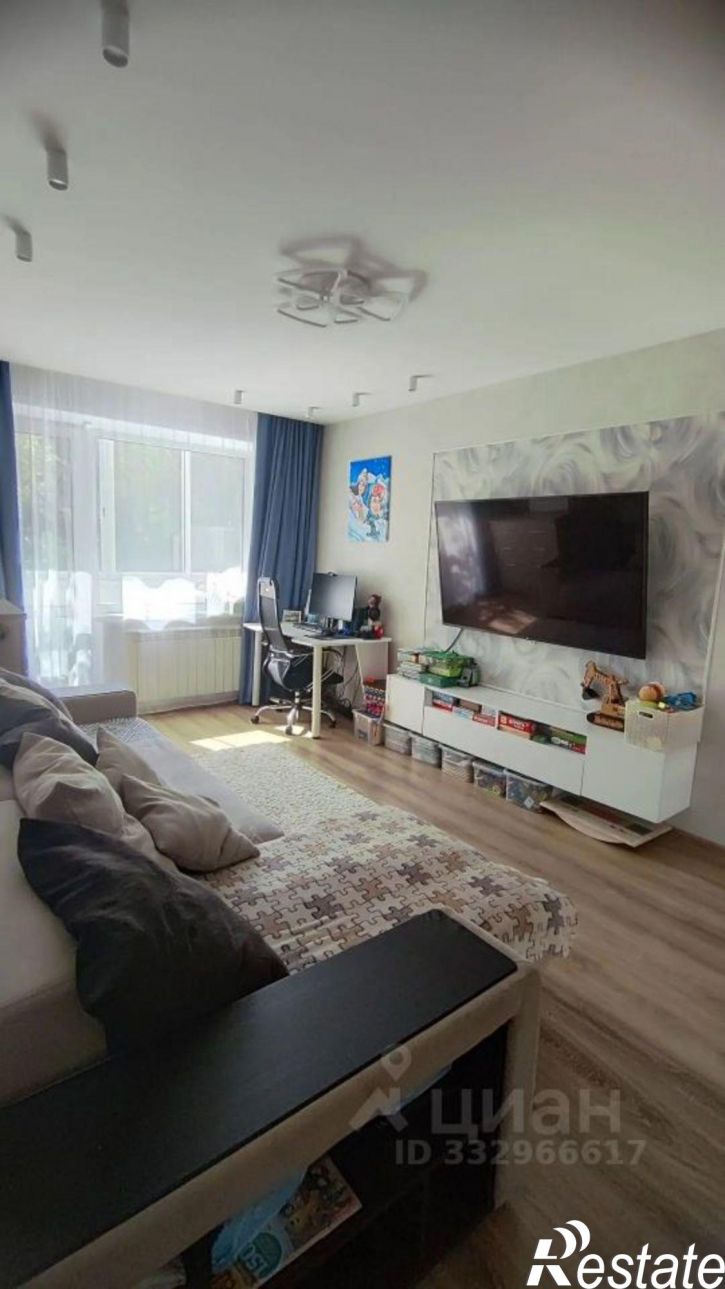 2-комн квартира пер Менделеева, 4,  д. 4