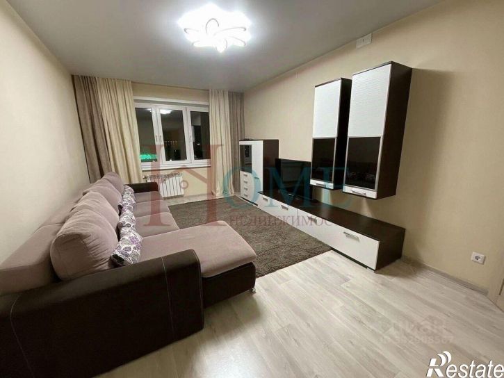 2-комн квартира Красный пр-кт, 307,  д. 307