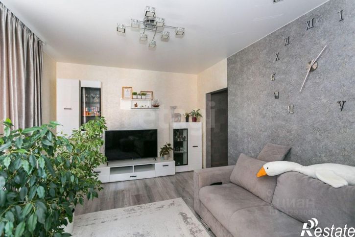 3-комн квартира ул Сержанта Коротаева, 9,  д. 9