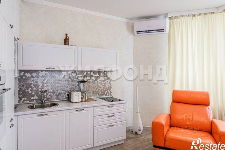 3-комн квартира ул Семьи Шамшиных, 24/2,  д. 24/2