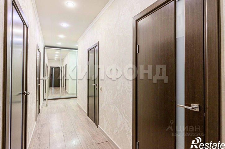 3-комн квартира ул Семьи Шамшиных, 24/2,  д. 24/2