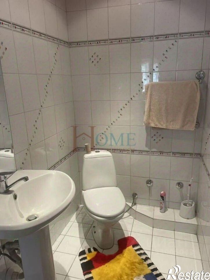 4-комн квартира Красный пр-кт, 99,  д. 99