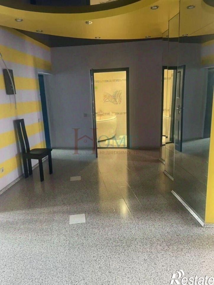 4-комн квартира Красный пр-кт, 99,  д. 99