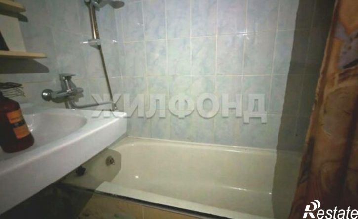 2-комн квартира Новосибирск, улица Тюленина, 1/2