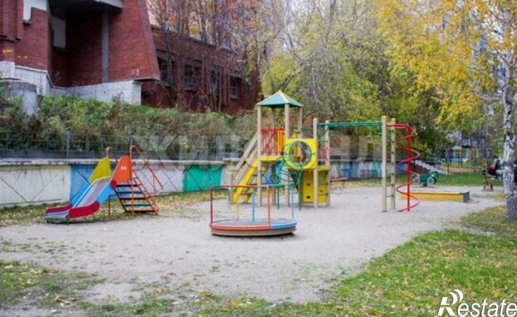 2-комн квартира Новосибирск, улица Тюленина, 1/2