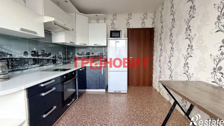 1-комн квартира ул Петухова, 14/8,  д. 14/8
