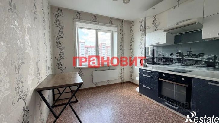 1-комн квартира ул Петухова, 14/8,  д. 14/8
