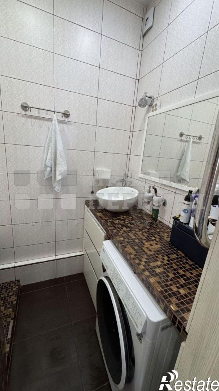 2-комн квартира Райсовета пл, 8