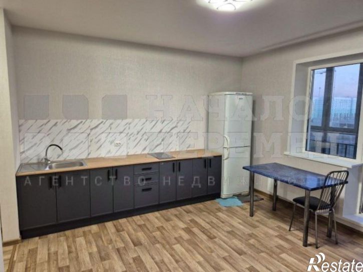 3-комн квартира Бронная ул, 22
