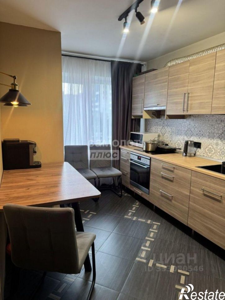 2-комн квартира ул Связистов, 15,  д. 15