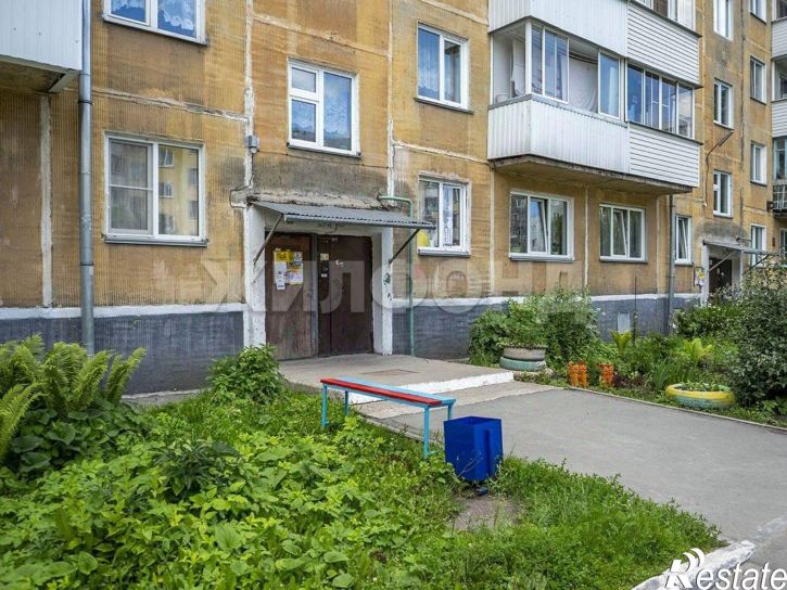 3-комн квартира ул Макаренко, 12,  д. 12