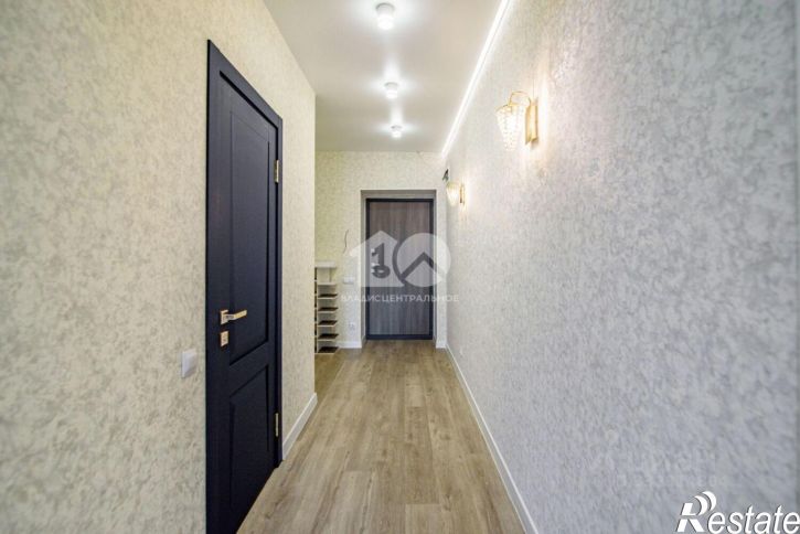 2-комн квартира Красный пр-кт, 323/8,  д. 323/8
