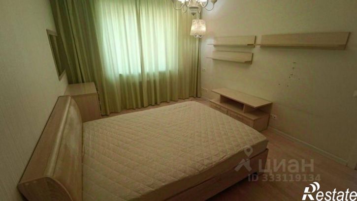 4-комн квартира ул Дуси Ковальчук, 250,  д. 250