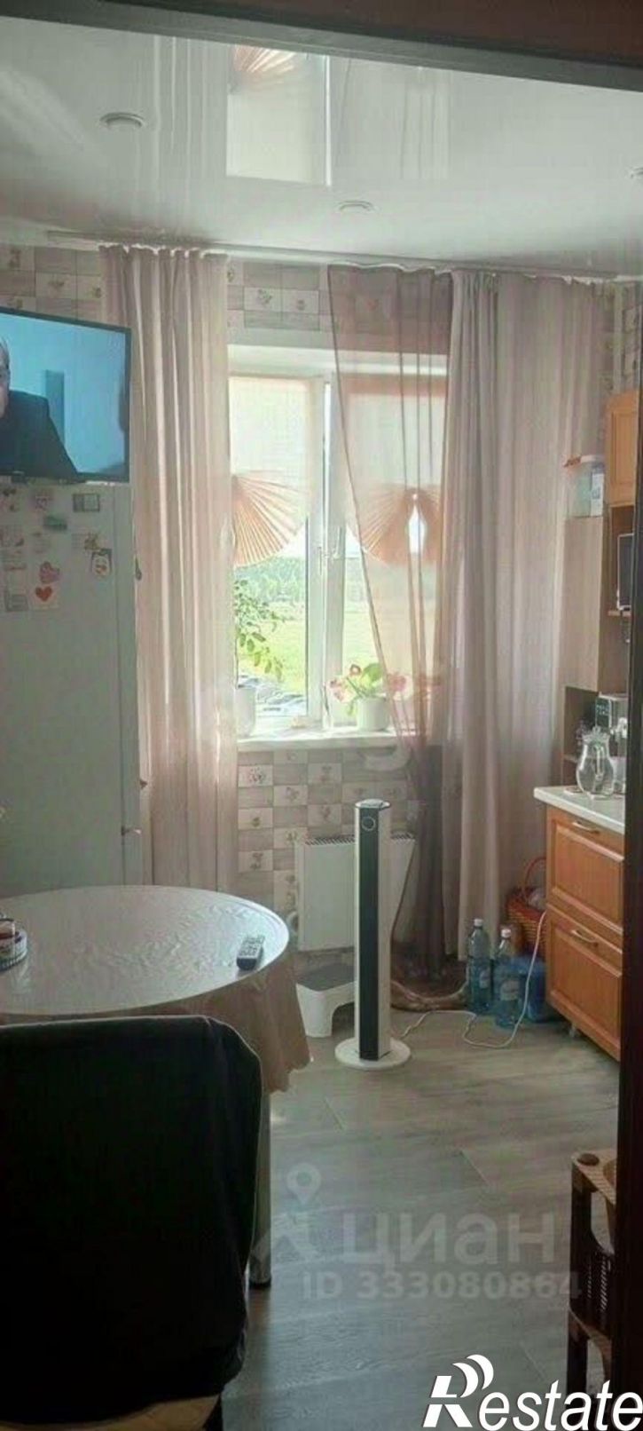 2-комн квартира ул Титова, 250,  д. 250
