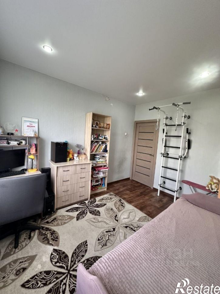 3-комн квартира ул Курчатова, 13,  д. 13