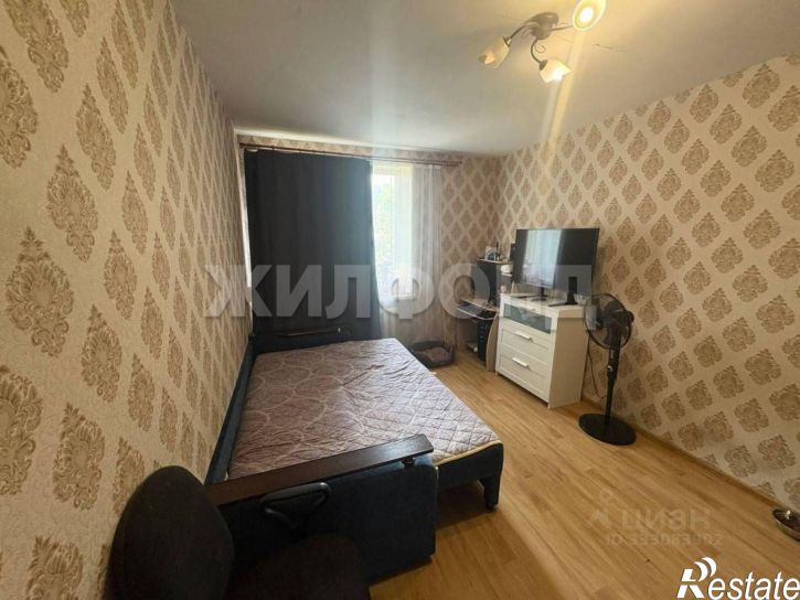 2-комн квартира ул Лаврова, 1,  д. 1