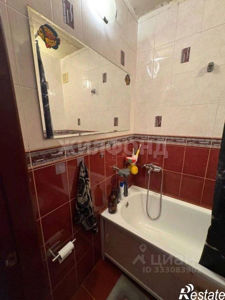2-комн квартира ул Лаврова, 1,  д. 1
