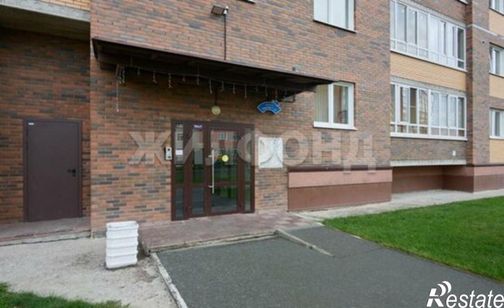 1-комн квартира ул Романтиков, 8,  д. 8