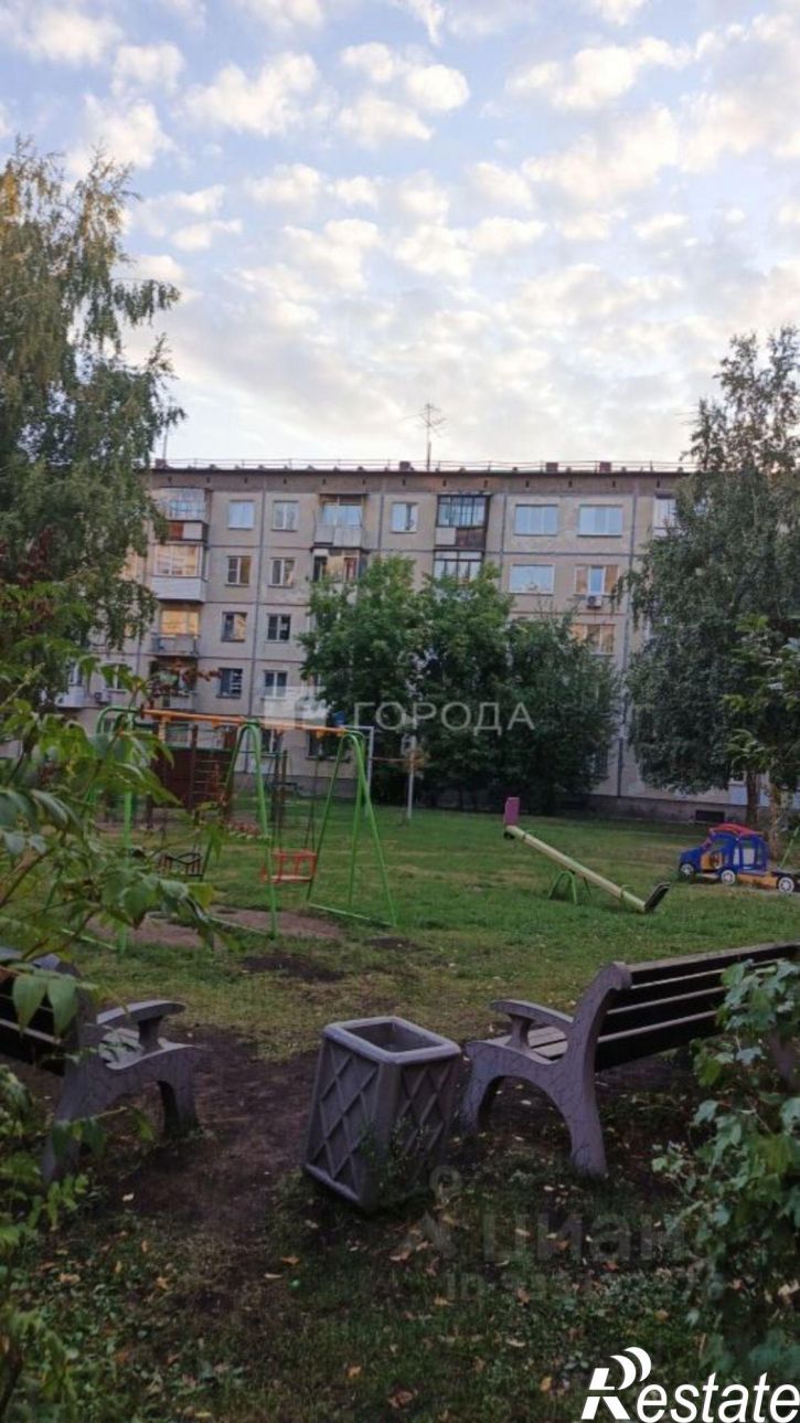 2-комн квартира ул 9-й Гвардейской Дивизии, 15,  д. 15