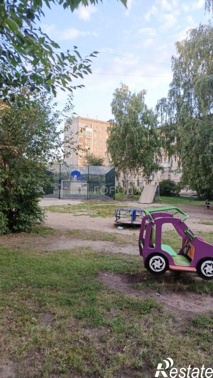 2-комн квартира ул 9-й Гвардейской Дивизии, 15,  д. 15
