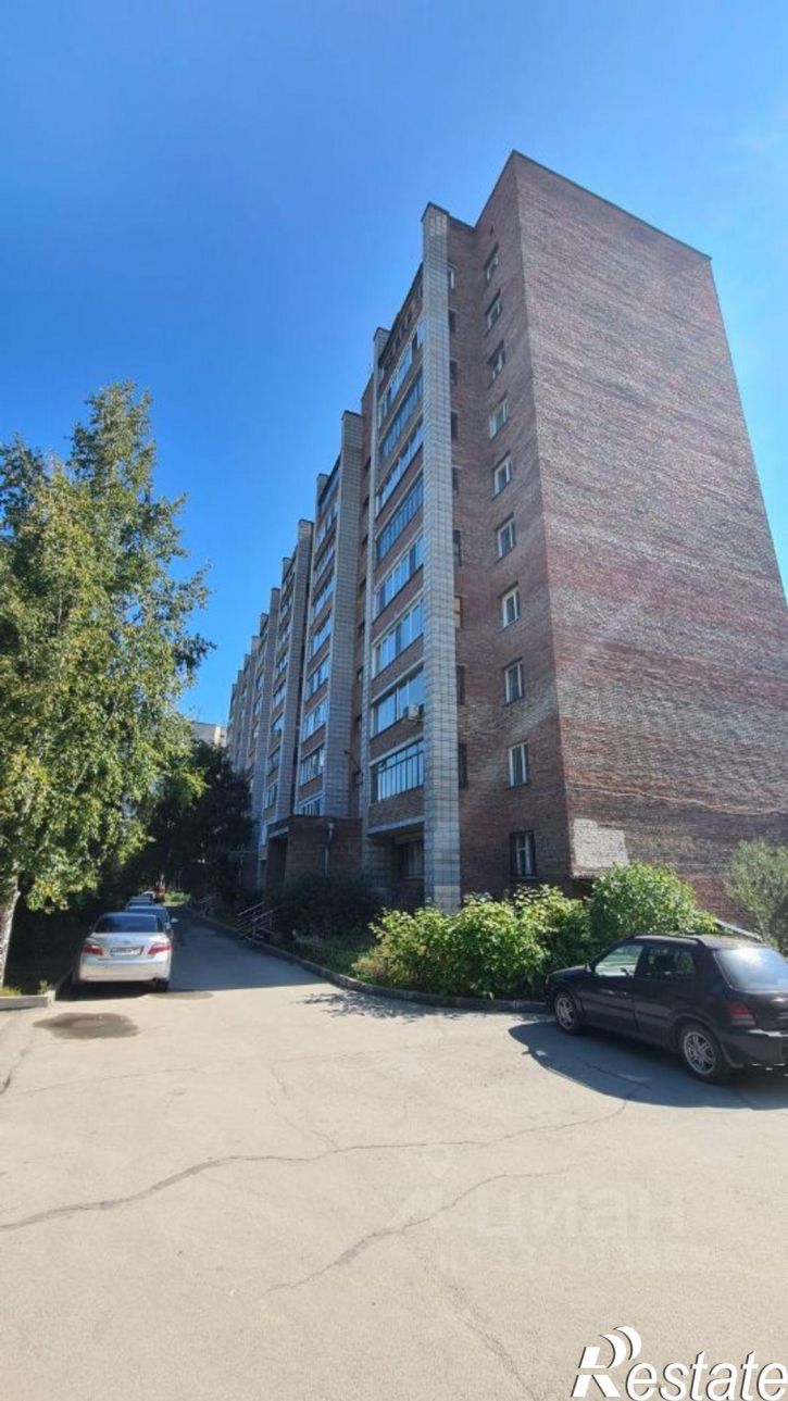 4-комн квартира ул Есенина, 10,  д. 10