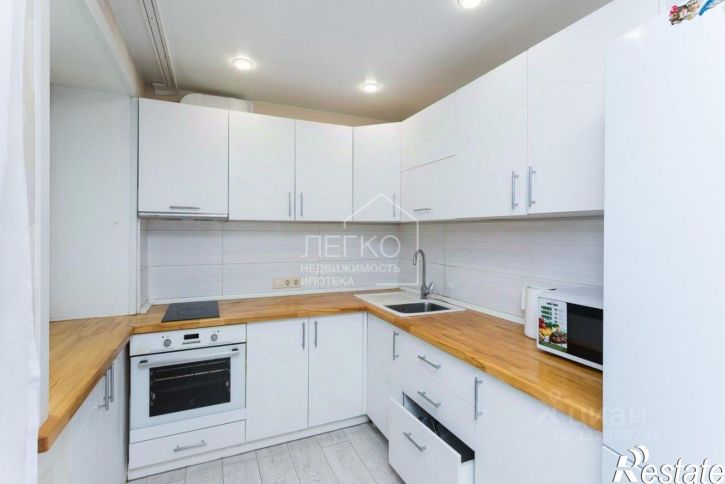 3-комн квартира Красный пр-кт, 94/3,  д. 94/3