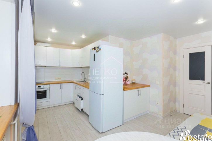 3-комн квартира Красный пр-кт, 94/3,  д. 94/3