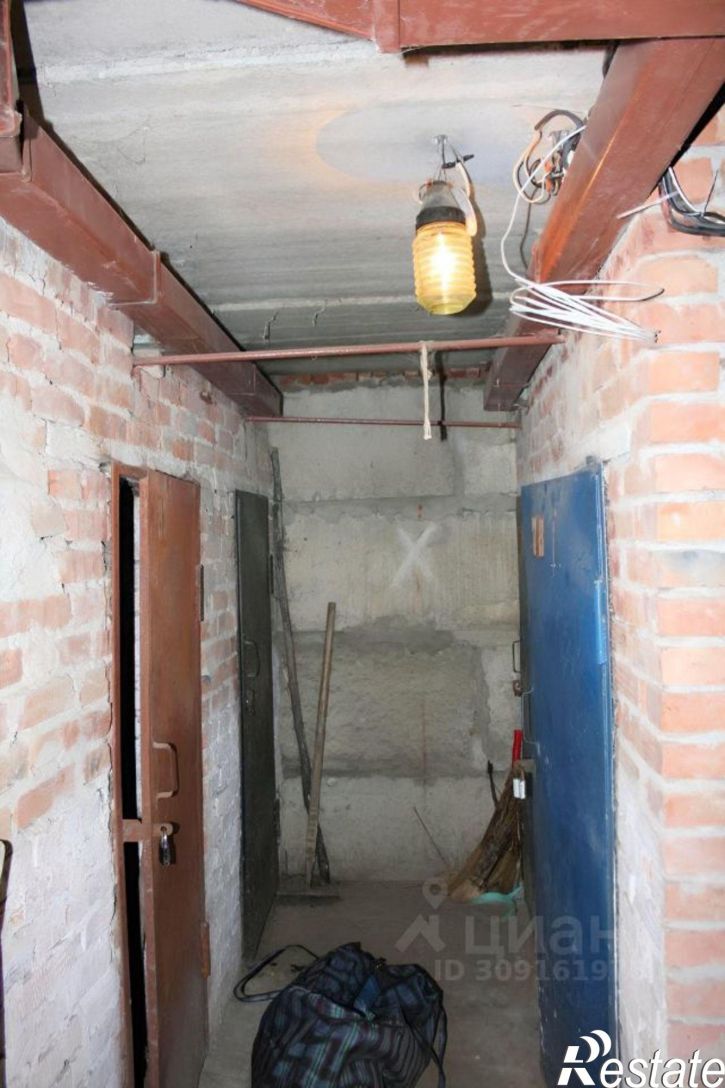 Гараж/парковка Красный пр-кт, 102/2 1,  д. 102/2 1,  к. 1