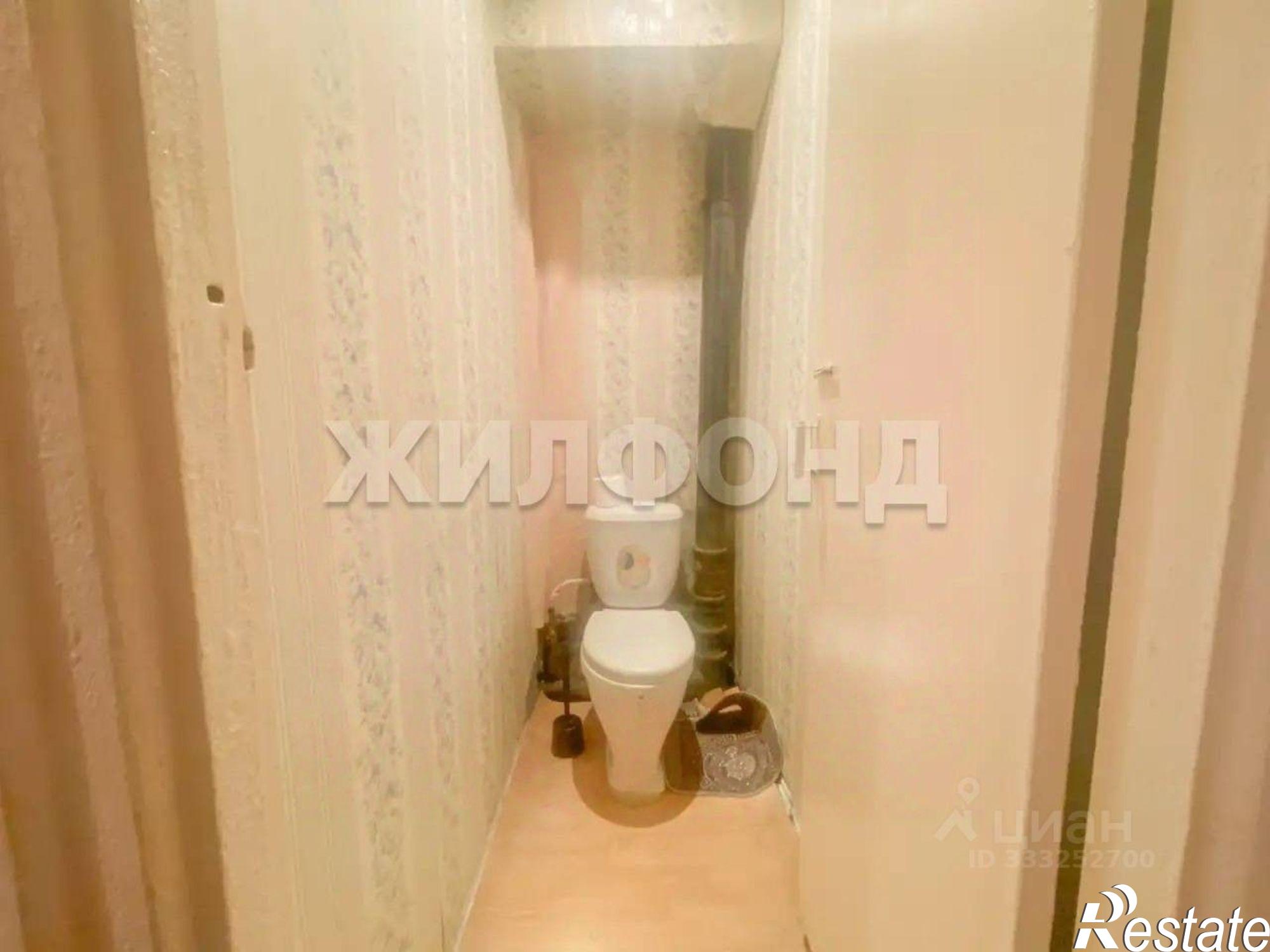 Купить комнату за 900 000 рублей на ул Забалуева, 80