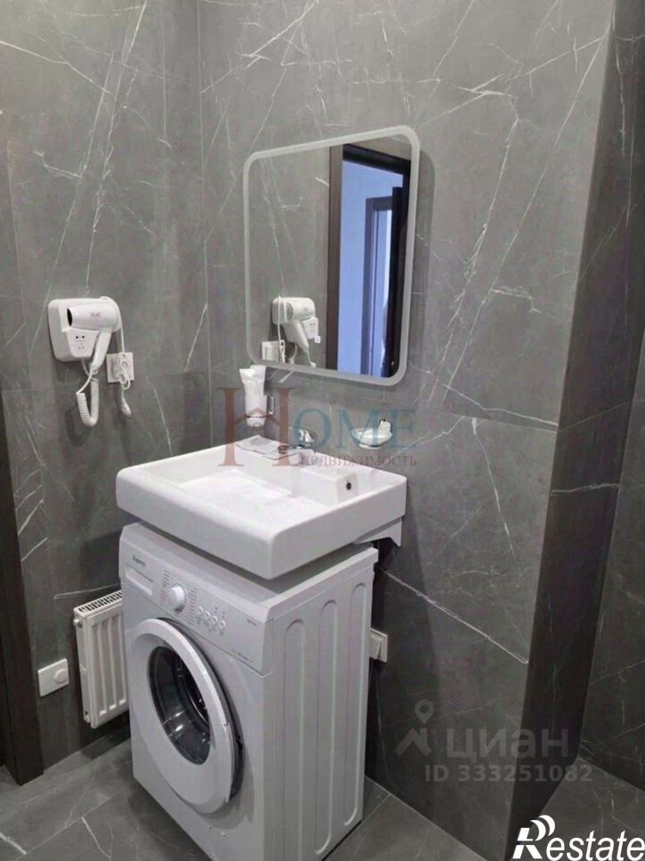2-комн квартира Красный пр-кт, 180,  д. 180