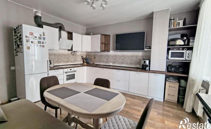 3-комн квартира Красный пр-кт, 318,  д. 318