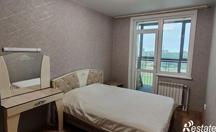 3-комн квартира Красный пр-кт, 318,  д. 318