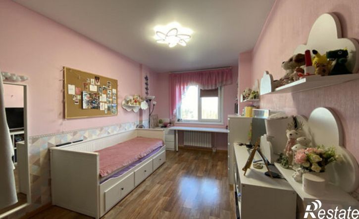 3-комн квартира Красный пр-кт, 318,  д. 318