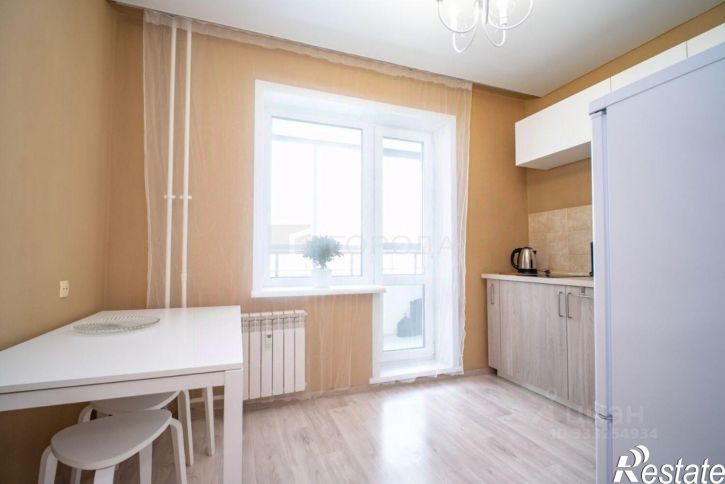 1-комн квартира Красный пр-кт, 305,  д. 305