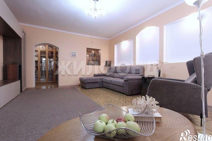 3-комн квартира ул Серафимовича, 11,  д. 11